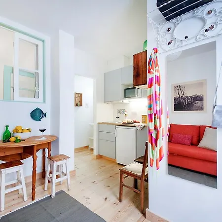 Apartments In Historical Lisbon Exterior photo
